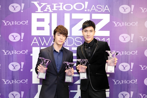 2011 YAHOO Asia Buzz Awards 2011 YAHOO Asia Buzz Awards