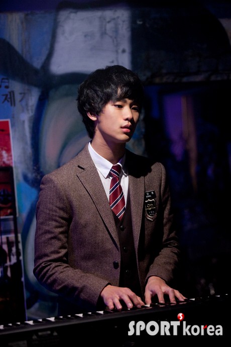 Kim Soo Hyun