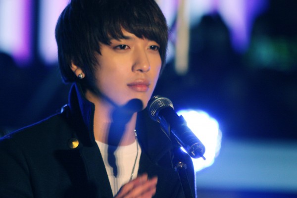Jung Yong Hwa
